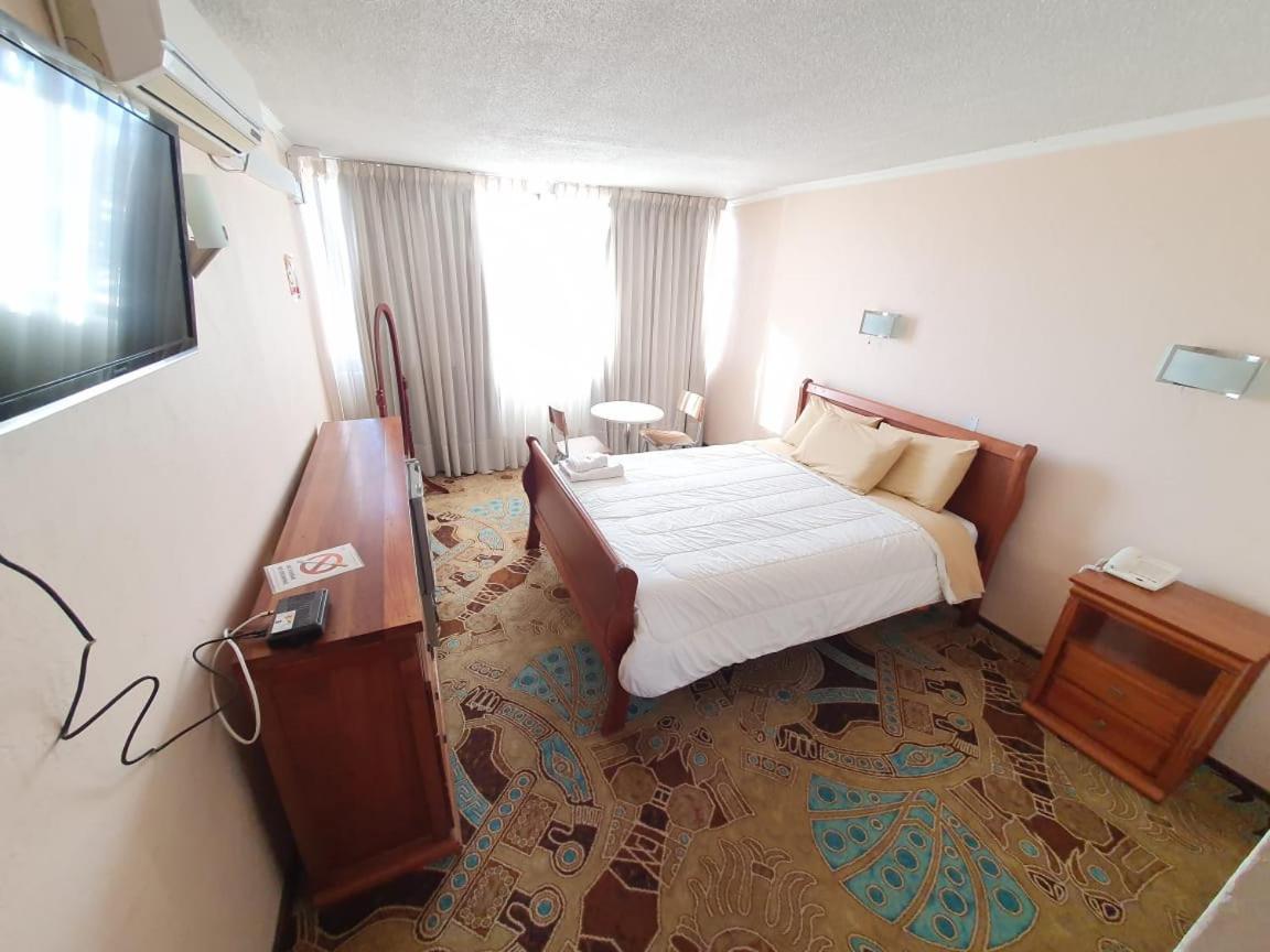 Hotel San Felipe El Real Екстериор снимка