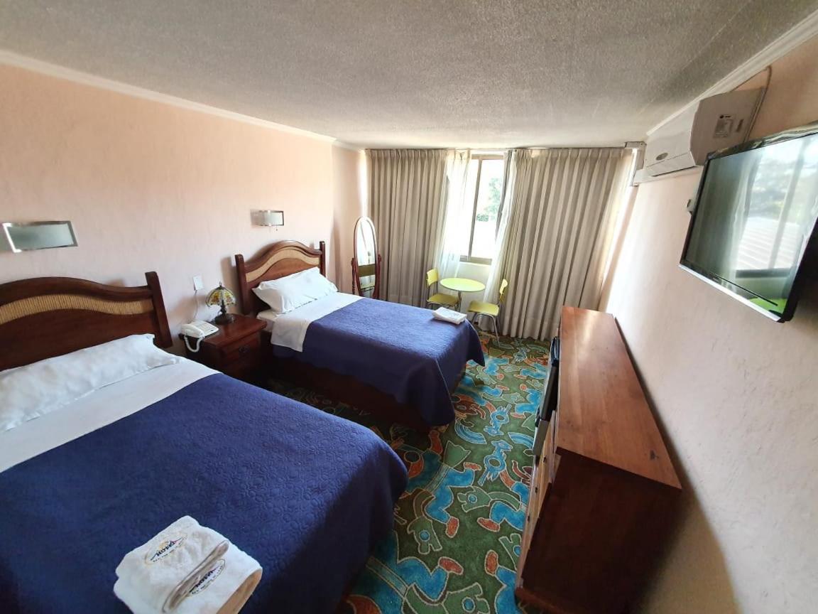 Hotel San Felipe El Real Екстериор снимка